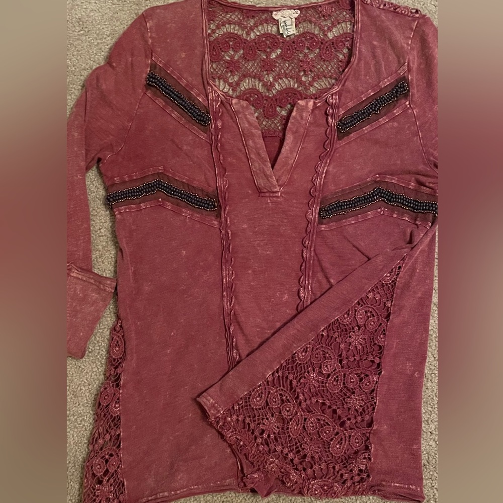 gimmicks top from Buckle